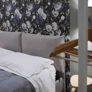 Palazzo Ferrara 1952 Bed & Breakfast Napoli